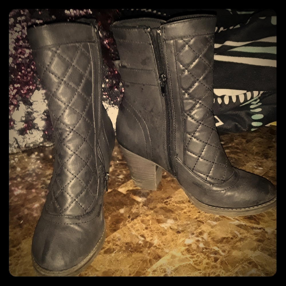 Arizona co. Heel boots